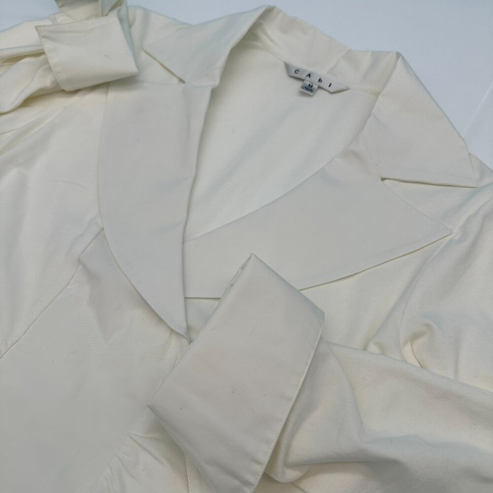 CAbi Women's Ruched Sides French Cuffs Lapeled Pullover Top, Size Medium,‎ White
